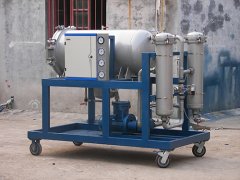 LYC-J系列聚結脫水濾油機的工作原理